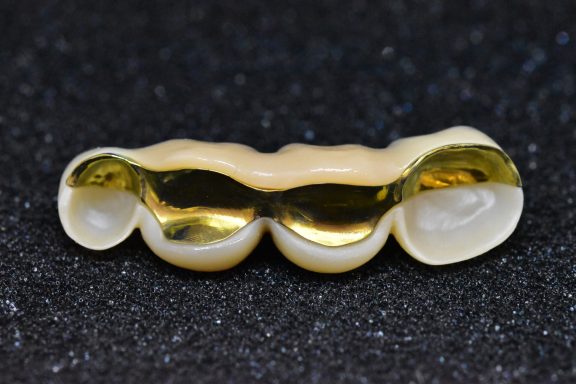 barra de titanio zirconio monolitico